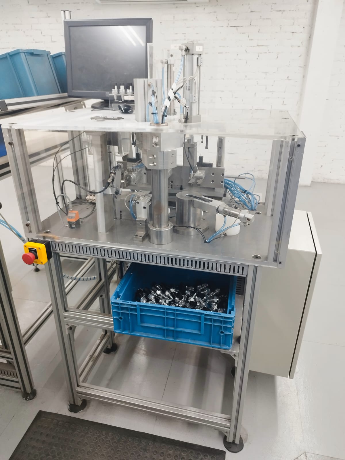 Dispositivos de montagem automatizados